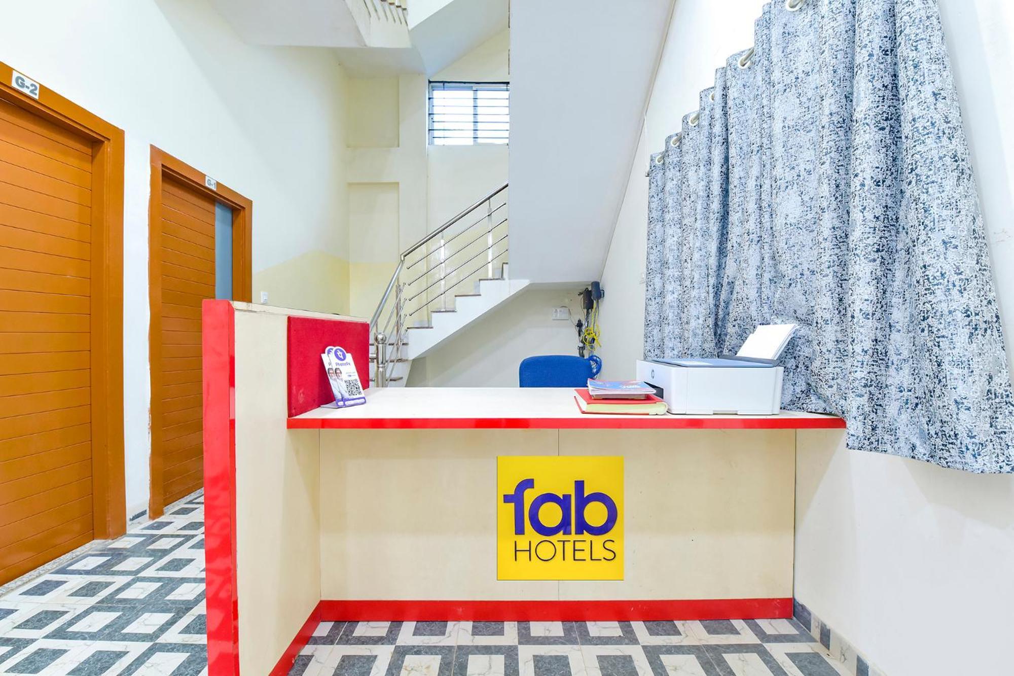Fabhotel Grand Embassy Indore Bagian luar foto