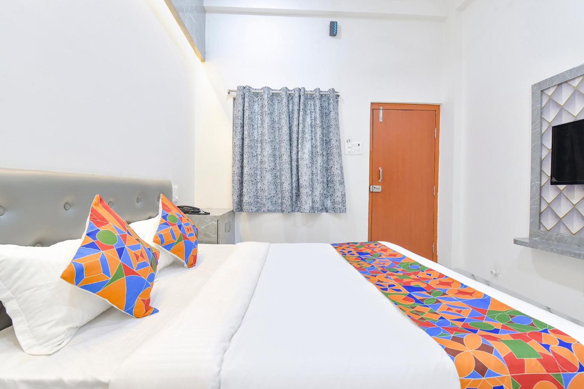 Fabhotel Grand Embassy Indore Bagian luar foto