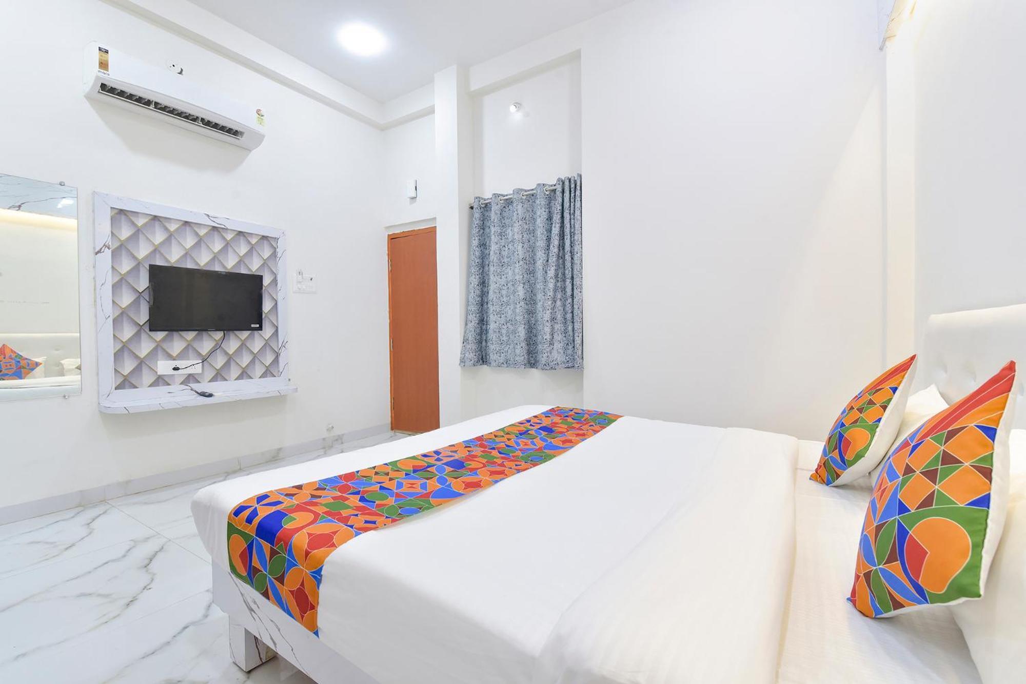 Fabhotel Grand Embassy Indore Bagian luar foto