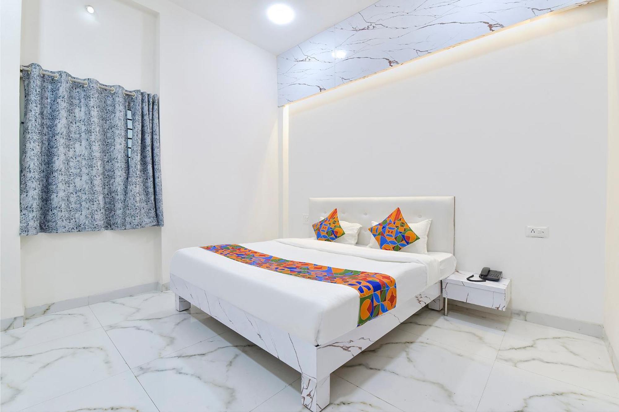Fabhotel Grand Embassy Indore Bagian luar foto
